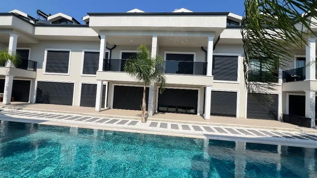 Properties in Calis